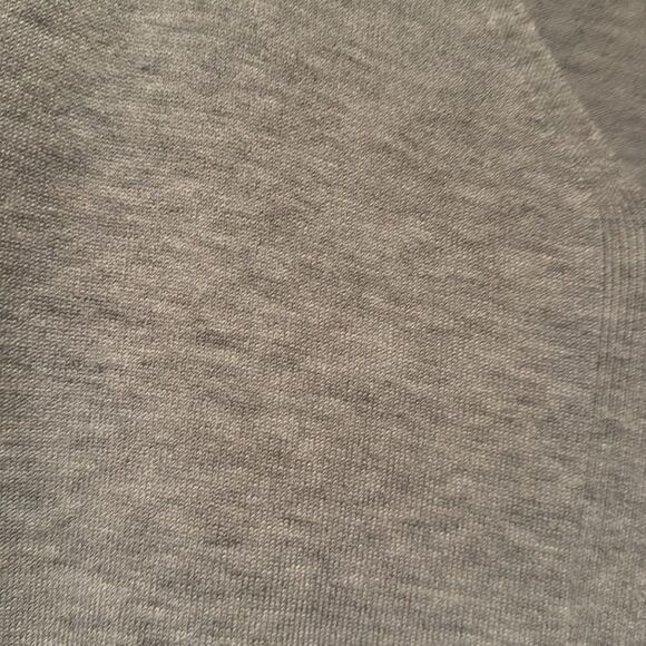 Chico’s Grey Lightweight Sweater Chico’s Size 3 Regular Size XL - Picture 2 of 6